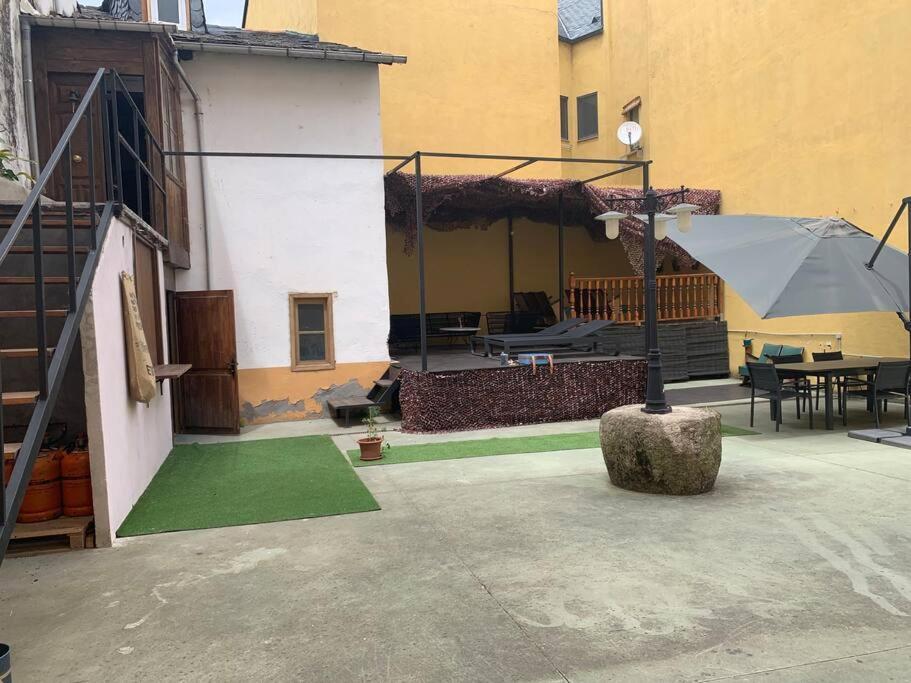 Mirador Yellow Door Ponferrada Dış mekan fotoğraf